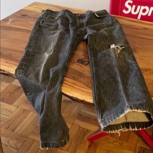 Used Men’s H&M “divided” jeans. Size W33L32